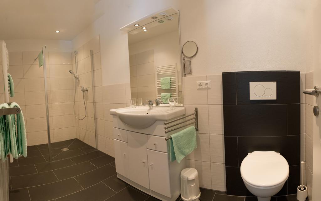 Haus Waldheim Und Dependance Apartman Scharnitz Szoba fotó
