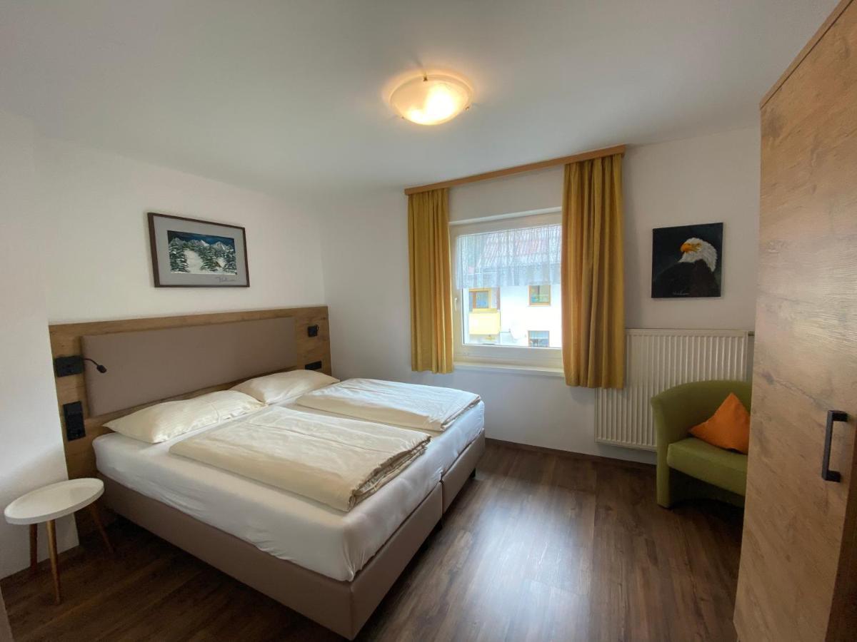 Haus Waldheim Und Dependance Apartman Scharnitz Kültér fotó