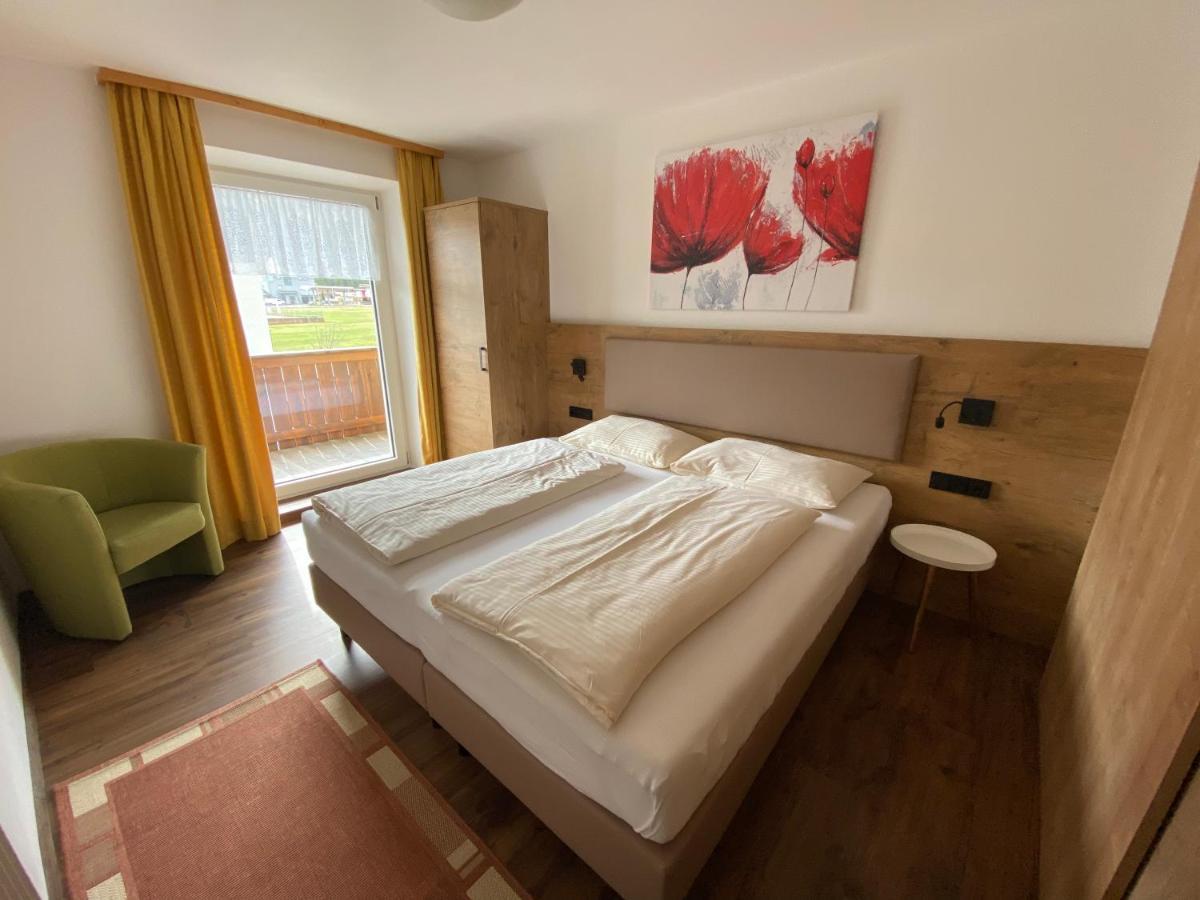 Haus Waldheim Und Dependance Apartman Scharnitz Kültér fotó